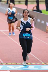 BIB: 1521
                            <button type="button" onclick="openModal(4642772)" class="btn btn-primary btn-sm float-right btn-popup" data-toggle="modal" data-target=".modal-high-quality">
                        <i class="fas fa-shopping-cart"></i> Add to Cart
                    </button>
                                            <button type="button" onclick="isThisMe(4642772, true)" class="btn btn-success btn-sm float-right btn-popup btn-isme hidden" data-toggle="tooltip" data-placement="bottom" title="นี่คือรูปของคุณใช่ไหม คลิกที่นี่เพื่อเอาเข้าอัลบั้ม">
                        <i class="fas fa-plus"></i> Add to album
                    </button>
                    <button type="button" onclick="isThisMe(4642772, false)" class="btn btn-warning btn-sm float-right btn-popup btn-isnotme hidden">
                        <i class="fas fa-ban"></i> Remove from album
                    </button>